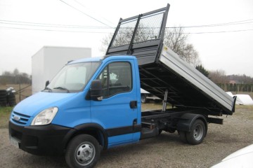 Iveco DAILY 35C. ORYGINALNA WYWROTKA NA 3- STRONY. 3,65-M.